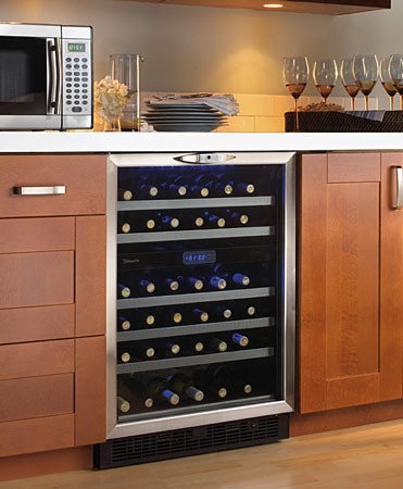 Danby Silhouette Black With Stainless Steel 51 Bottles Wine Cellar - DWC518BLS