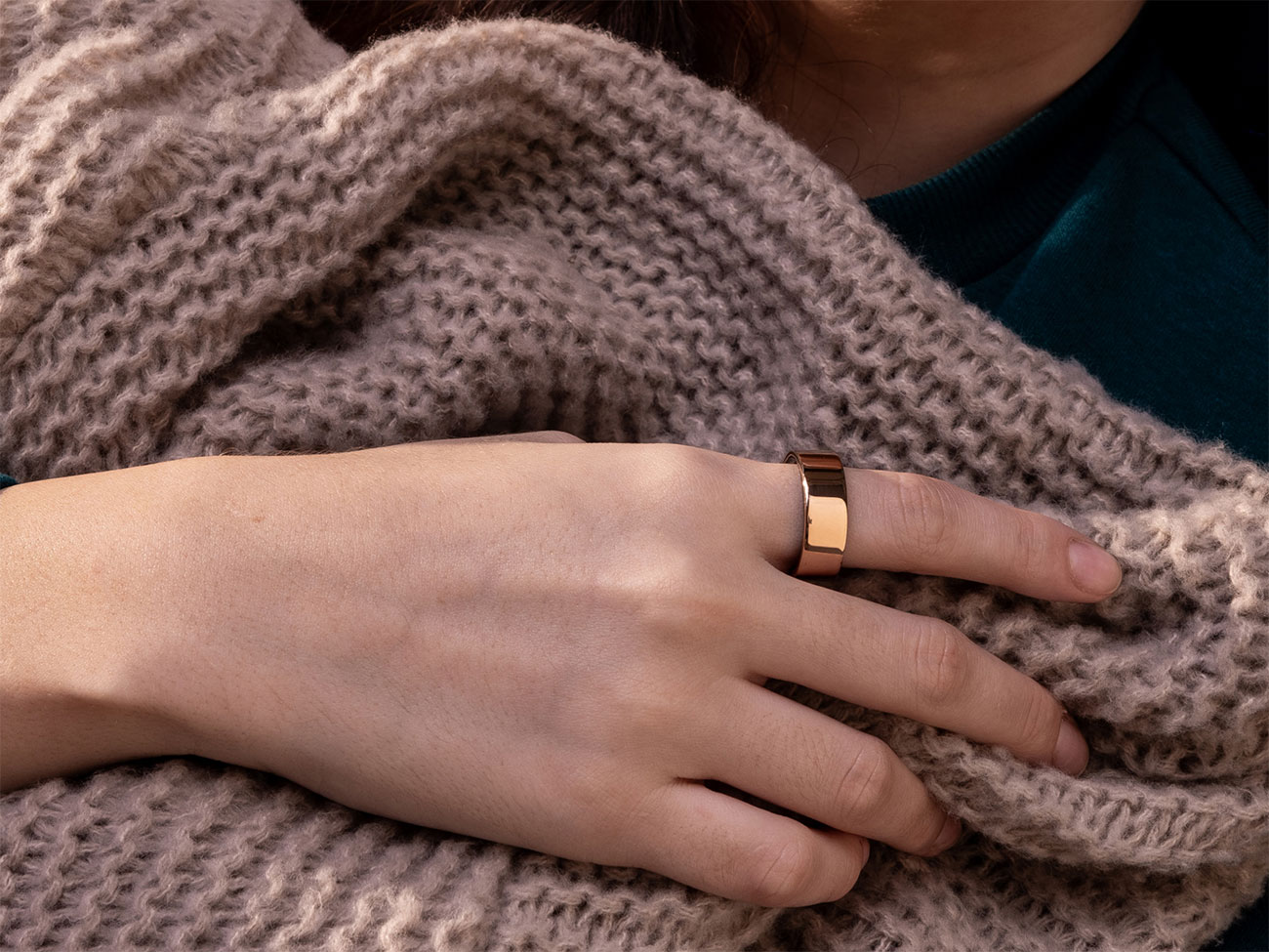View Of Person Wearing Ultrahuman Ring Outdoors
