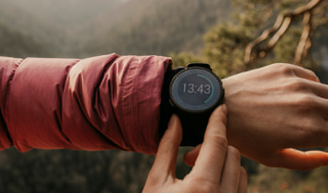 Garmin Smartwatch 43mm Forerunner 165 in Mist Gray and Whitestone - 010-02863-21