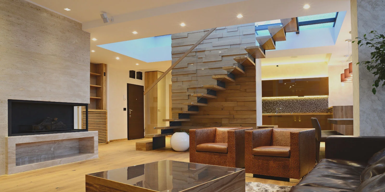 Architectural lighting in a modern home