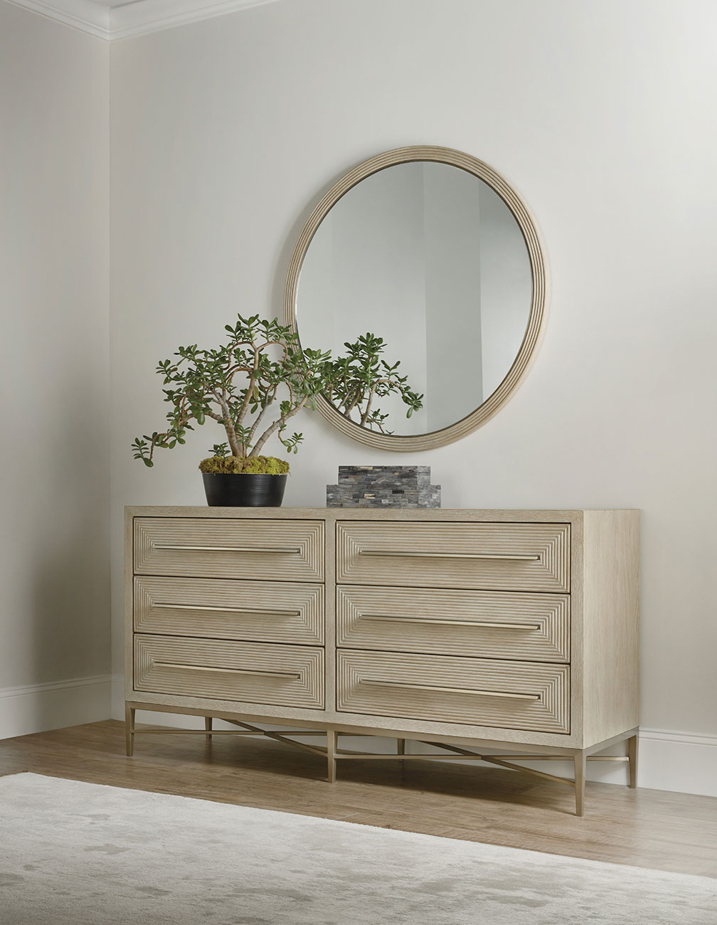 Hooker - 6120-90202-80 - Dressers & Chests