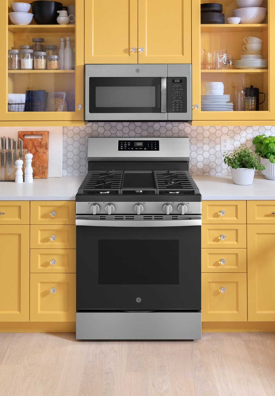Lifestyle View of GE Gas Range in Kitchen