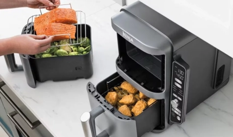 DeLonghi Stainless Steel Livenza Deep Fryer - D44528DZ