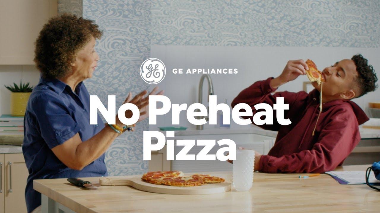 Watch GE Appliances Range with No Preheat Pizza