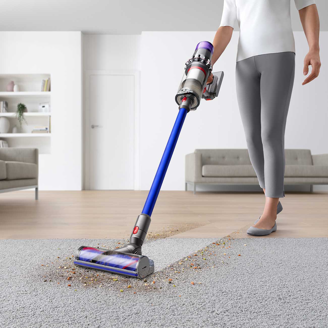 V11 Stick Vacuum Cleaning Dirt