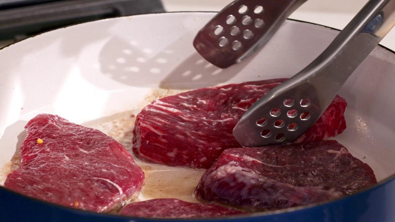 Watch GE Appliances Range with Two Power Boil Burners