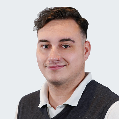 Headshot image of Abt Specialist Aidan