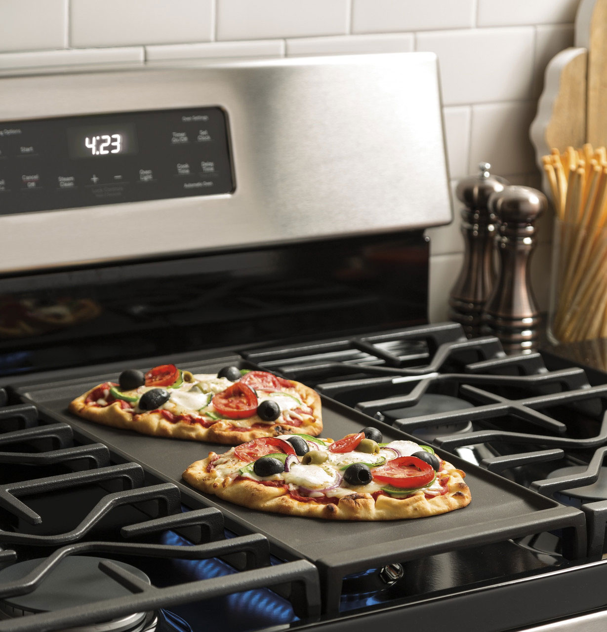 Griddle View Of Ge Gas Range