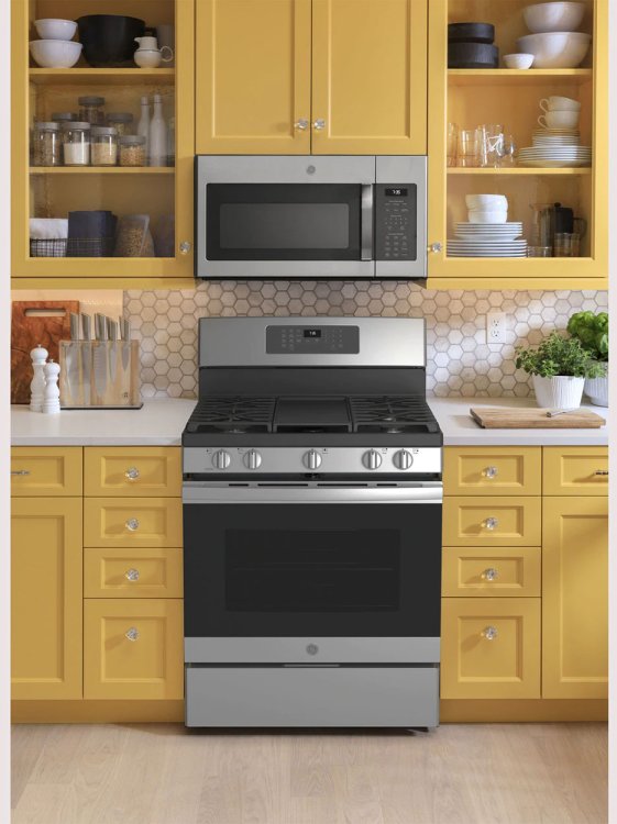 Large image of GE 30" Stainless Steel Freestanding Gas Convection Range With No Preheat Air Fry