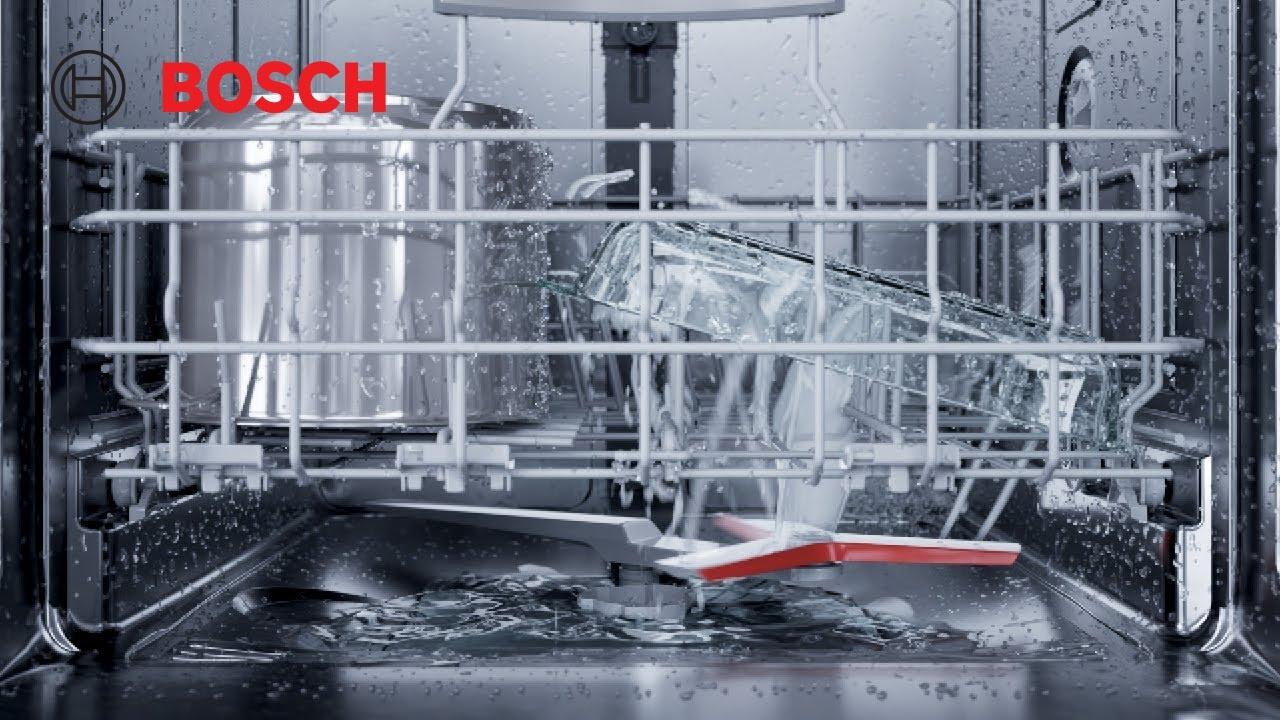 Watch Bosch PowerControl spray arm for the industry's most advanced clean.