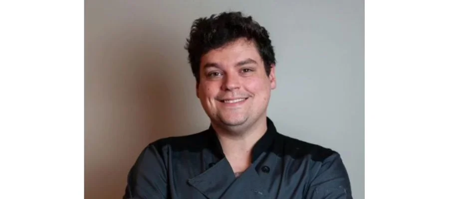 Headshot of Chef Tony Dezutter of Paulie Gee's