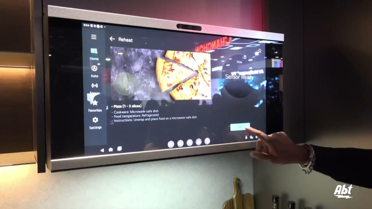 CES 2025: LG Signature Induction Range &amp; Smart Over The Range Microwave Video