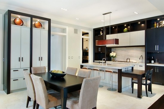 Abt's Design Center showing kicthen and dining table