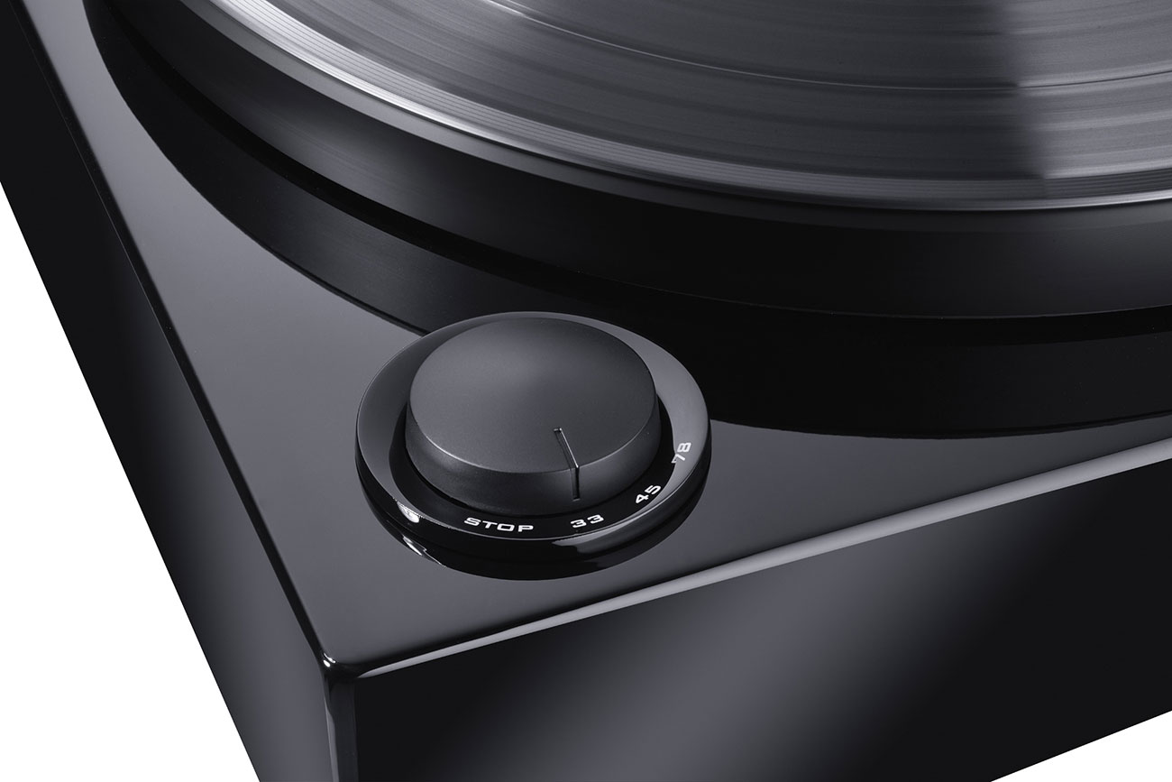 Top View of Magnat Turntable Button