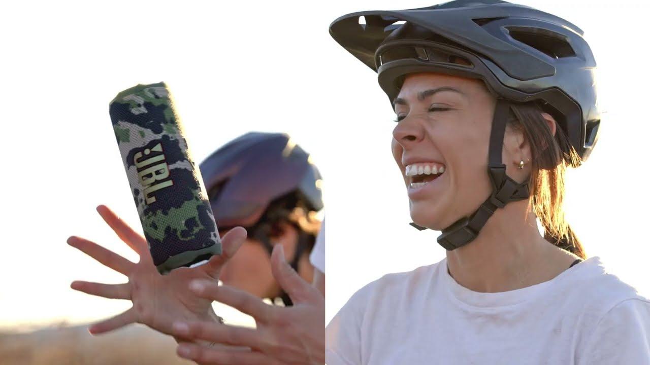 Watch JBL Flip 7 | Portable waterproof and drop-proof wireless speaker with bold JBL Pro Sound