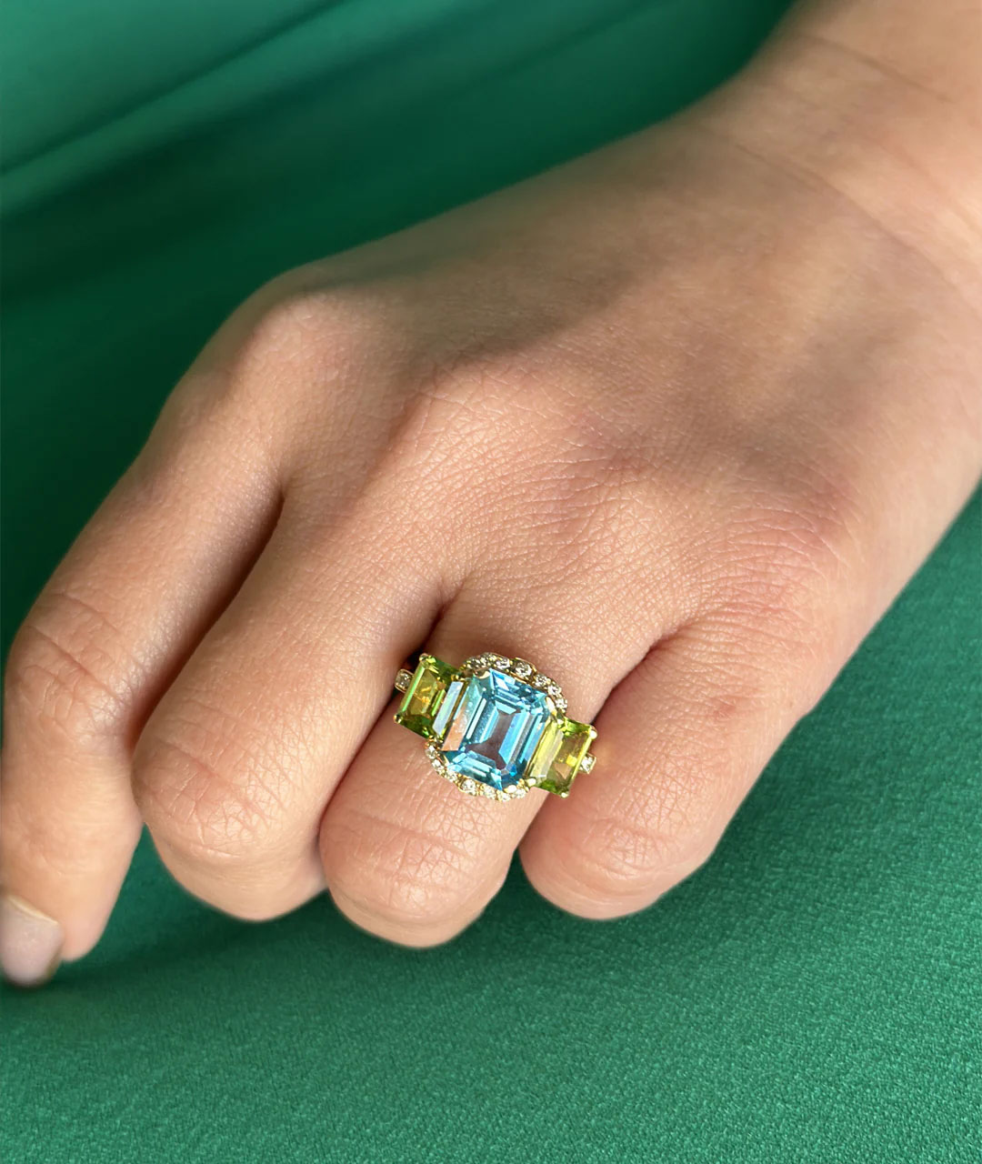 Goshwara - JR0299-BT-PE-Y - Rings