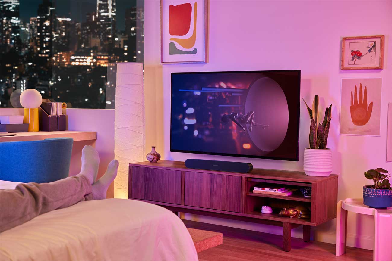 Lifestyle Image of Soundbar 1