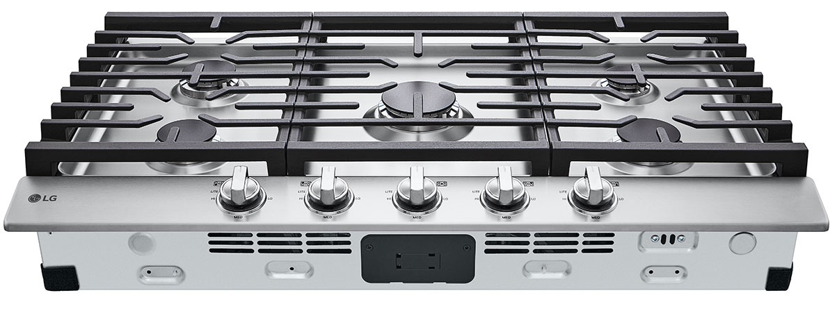 Near-horizontal view of cooktop.