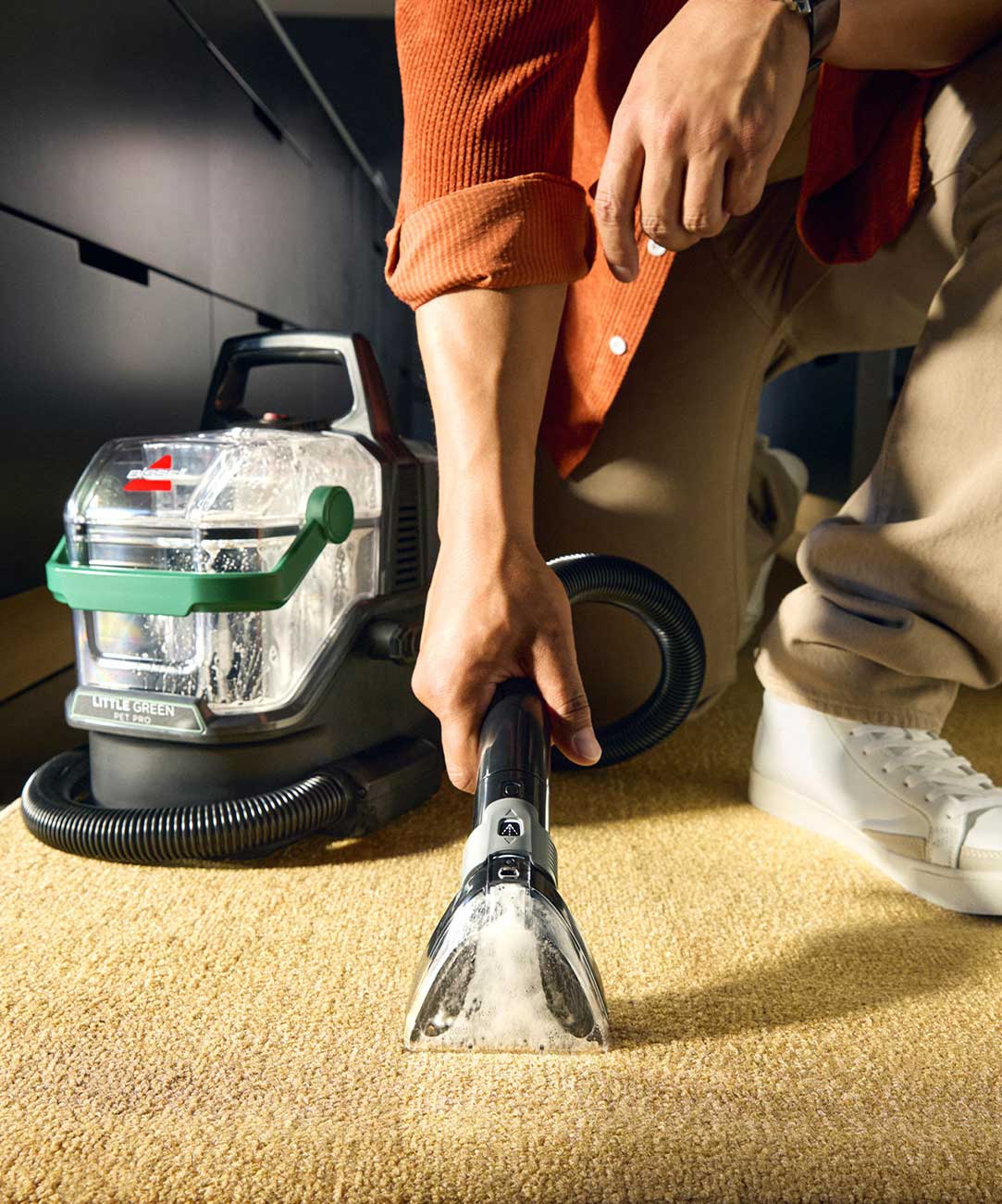 Little Green Pet Pro Portable Carpet Cleaner used IRL Detail 1