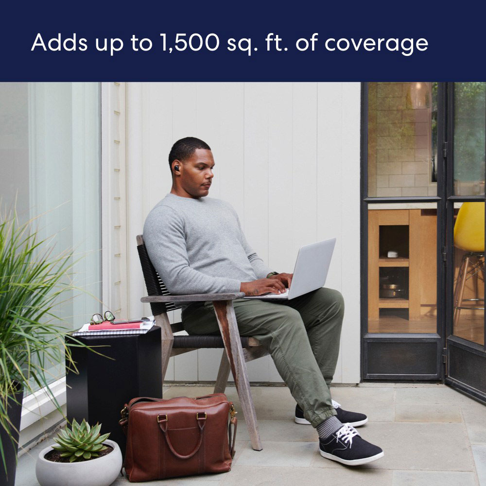 Lifestyle image of eero 6 Mesh WiFi Extender Feature 4