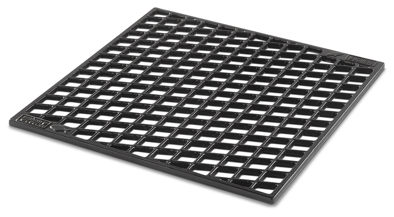 Angle view of sear grate in Cast Iron.