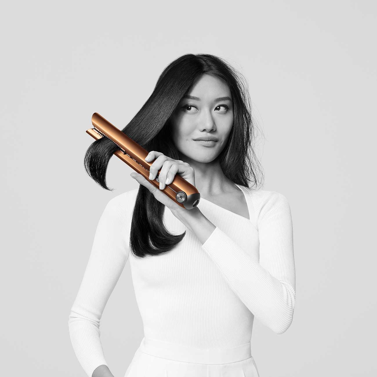 Dyson Corrale Being Used by Model 3
