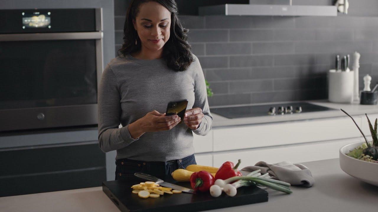 Watch GE Profile Ovens with GE Profile Connect+ Software Updates