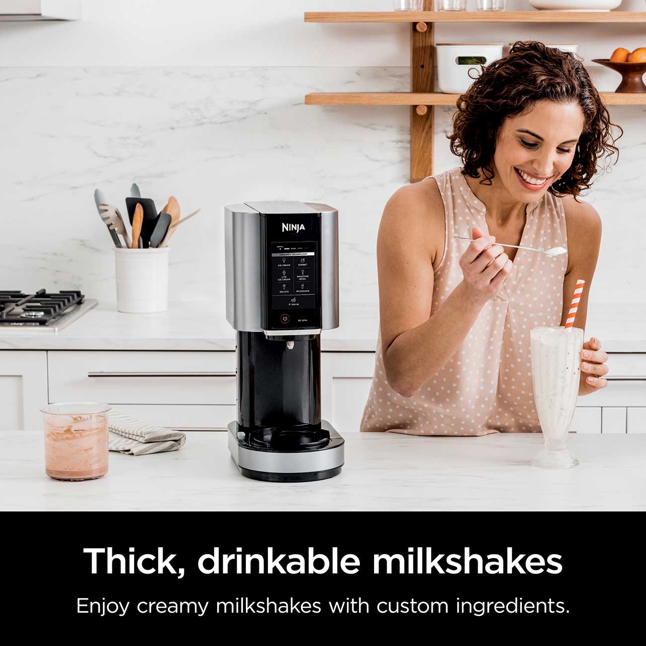 CREMI 7-in-1 Ice Cream Maker Milkshakes Detail