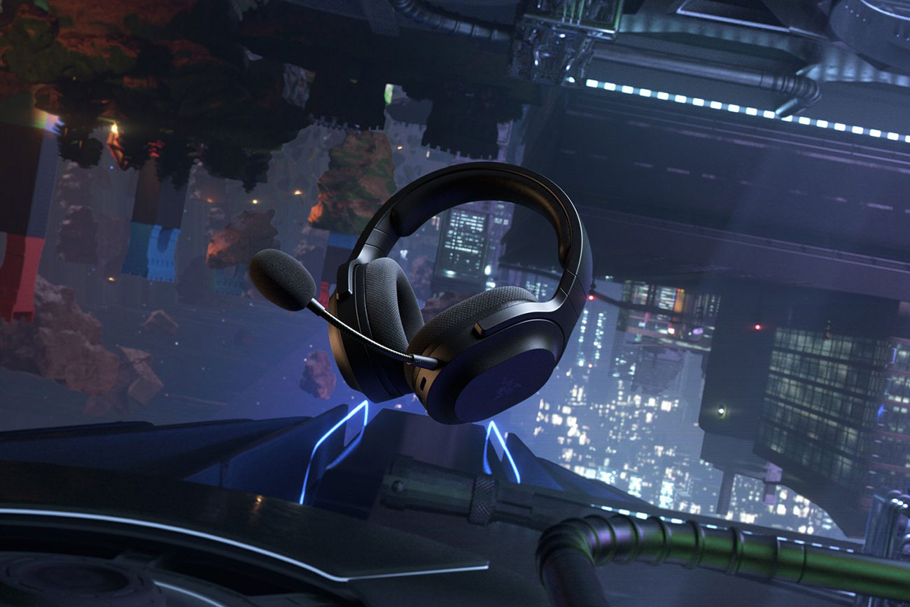 Front Right View of Razer Gaming Headset