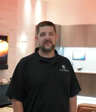 Profile of Abt Mobile Electronics Manager Darin Taylor