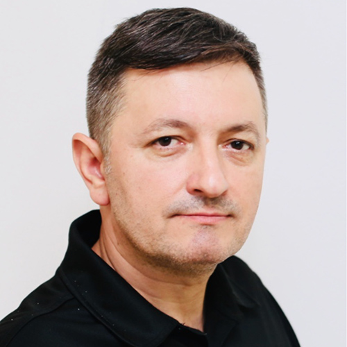 Headshot Image of Abt Specialist Alex