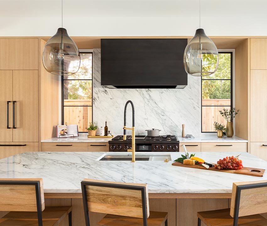 Dacor Kitchen Appliances - Range and Range Hood