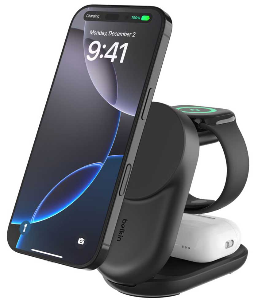Front Angled view of UltraCharge 3-in-1 Foldable Magnetic Charger with Qi2 25W (wtih Apple)