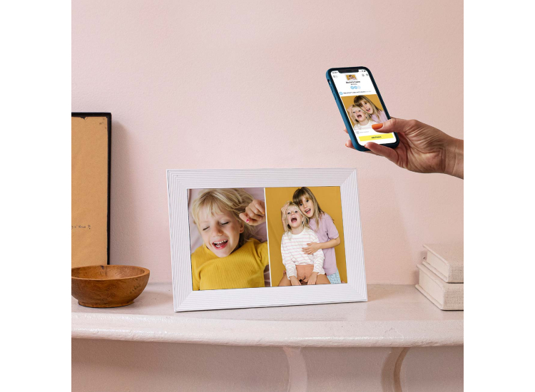 Aura Carver 10.1-Inch Digital Picture Frame in Sea Salt - AF903-WHT