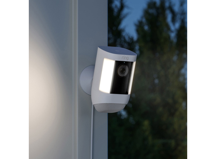 Ring Spotlight Cam Pro Battery - Noir | Livré demain - Krëfel Ring Spotlight Cam Pro Battery - Noir | Livré demain - Krëfel