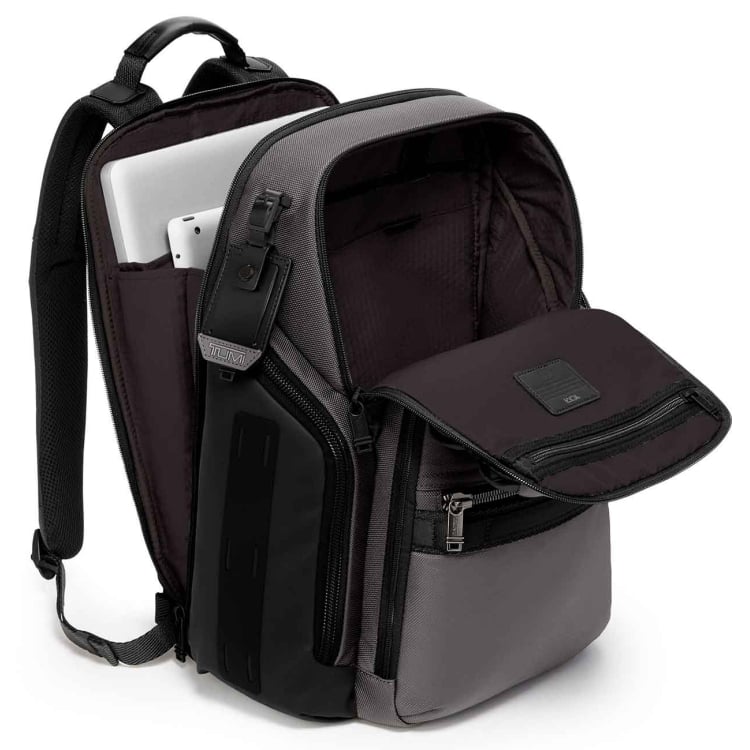 tumi alpha backpack slim Medium 15" Expandable Black Adapt to any workday challenge with the TUMI Alpha Medium Expandable Backpack TUMI Alpha Bravo Search Backpack