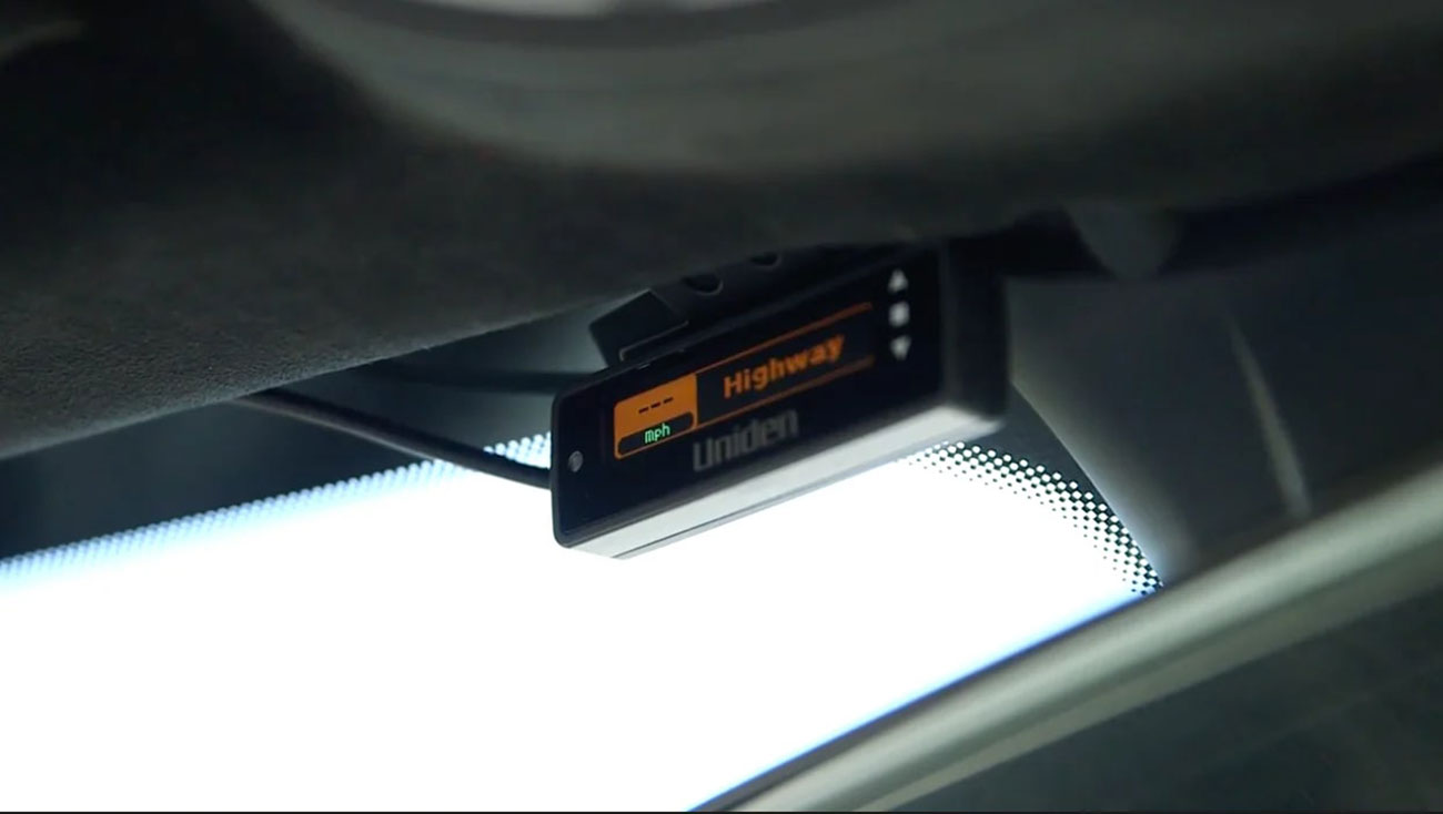 Uniden - UNIDEN-R9W - Radar/Laser Detectors