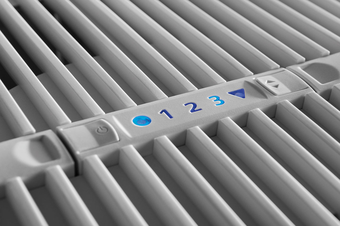 Closeup View of Venta L2 25 Original Humidifier Display