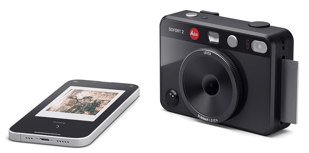 Front Angled view of Instant Film Camera (Smartphone)