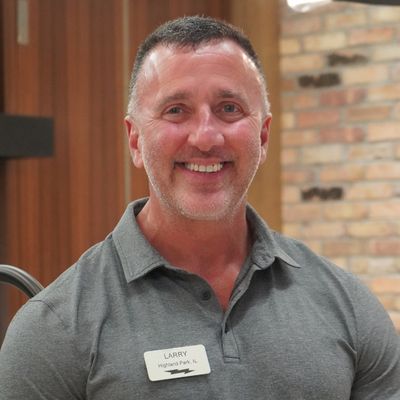 Headshot image of Abt Specialist Larry
