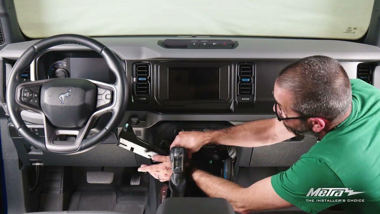 Watch Installation of 107-FD2 Dash Kit in a Ford Bronco