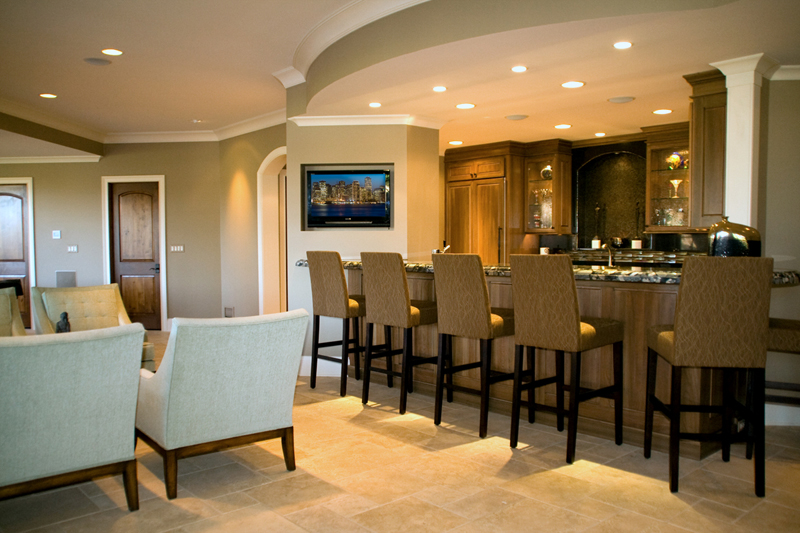 Abt's Design Center showing bar area and seating section