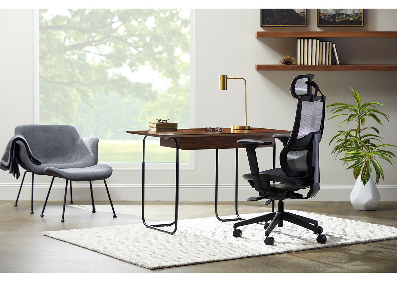 Lifestyle Image of Office Chair 1