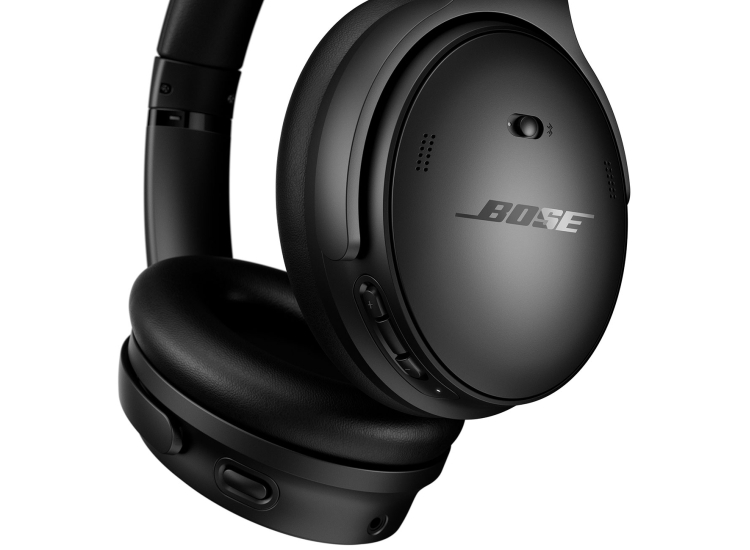 Bose QuietComfort Wireless Noise Cancelling Headphones in Black - 884367-0100