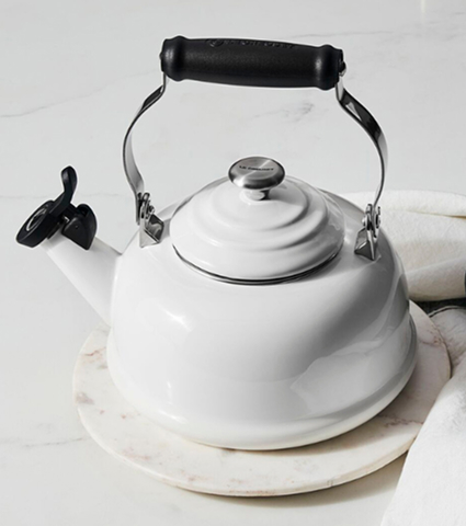 White tea pot