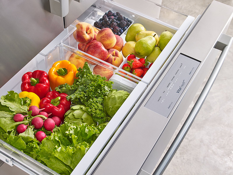 Bosch B36CL80SNS Refrigerator with VitaFreshPro