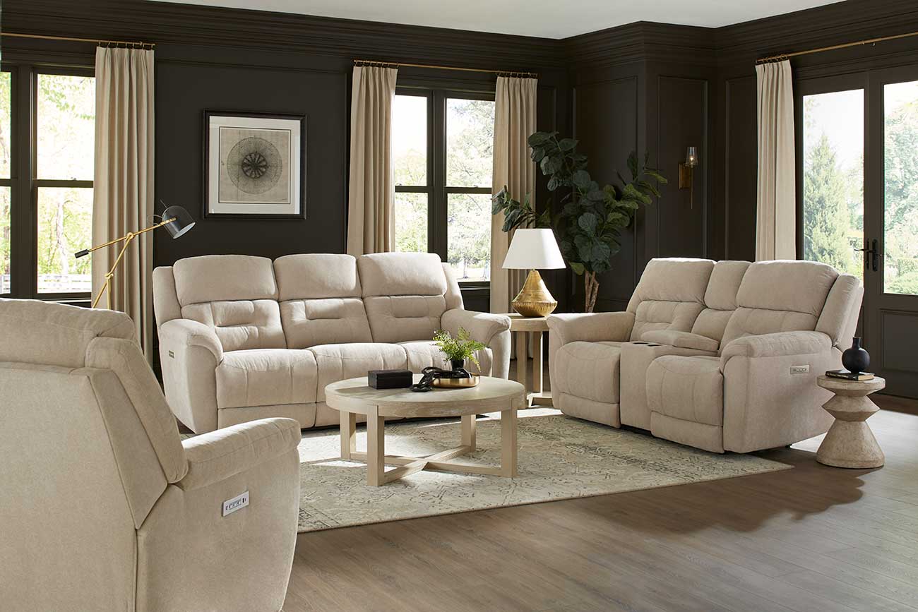 HomeStretch - 239-26-17 - Sofas
