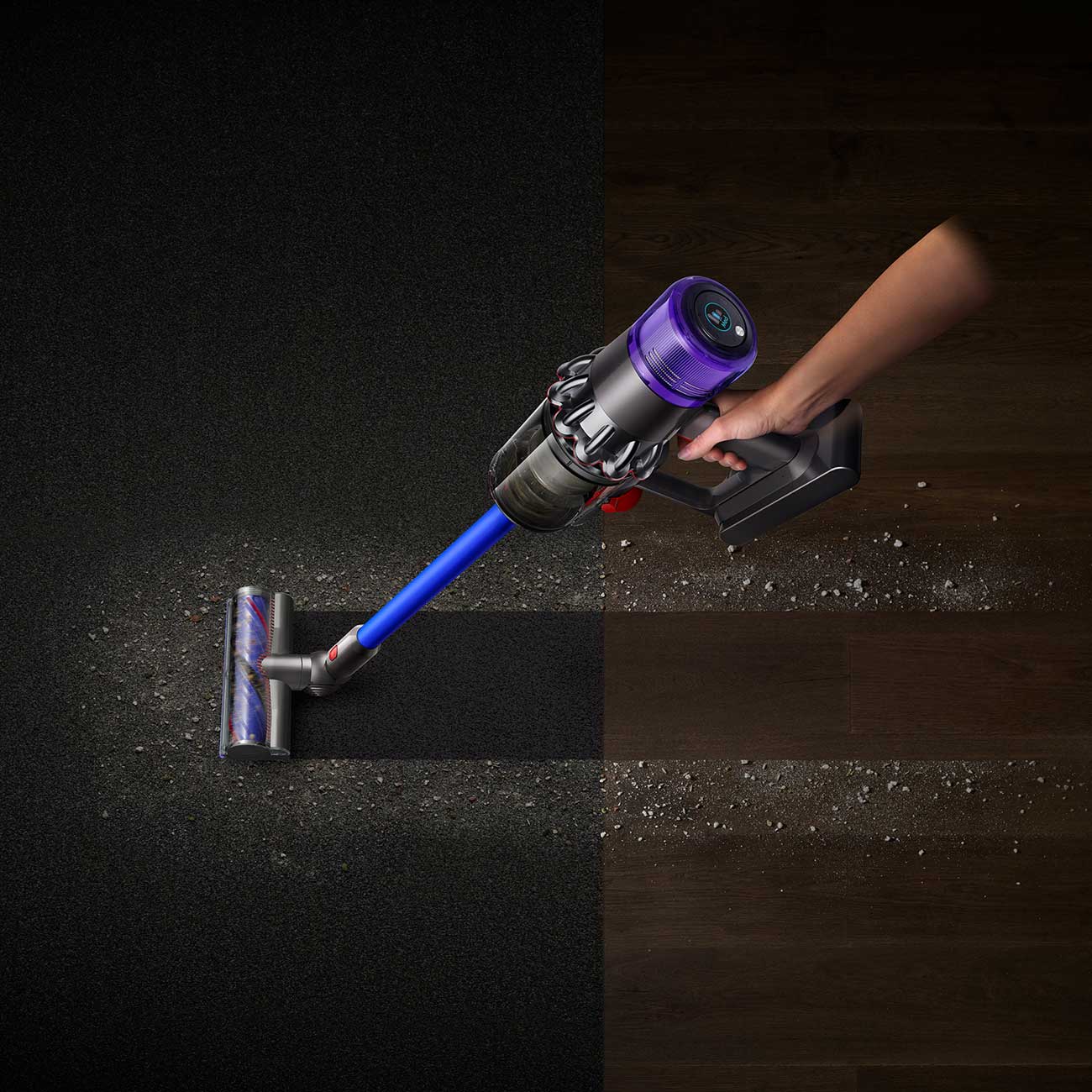 V11 Stick Vacuum Cleaning Dirt Detail 2