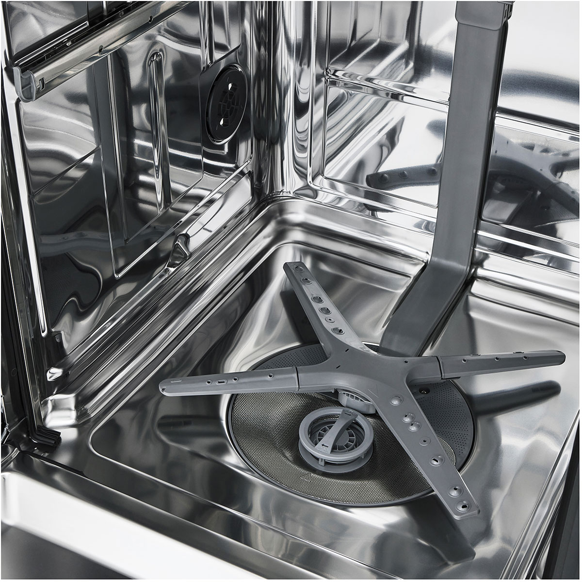 Close Up of Spray Arm Stainless Steel LG Dishwasher
