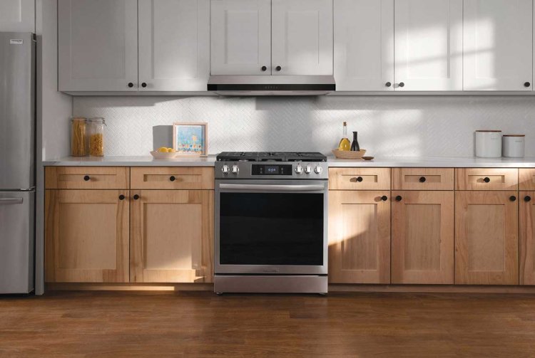 Large image of Frigidaire Undercabinet Ventilation Hood 36-Inch in Stainless Steel